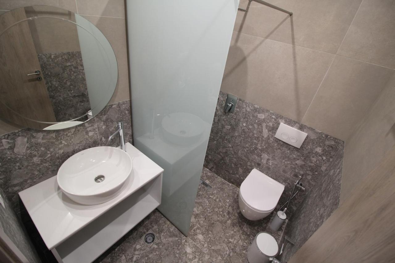 Afrodite Suites Sarandë 외부 사진