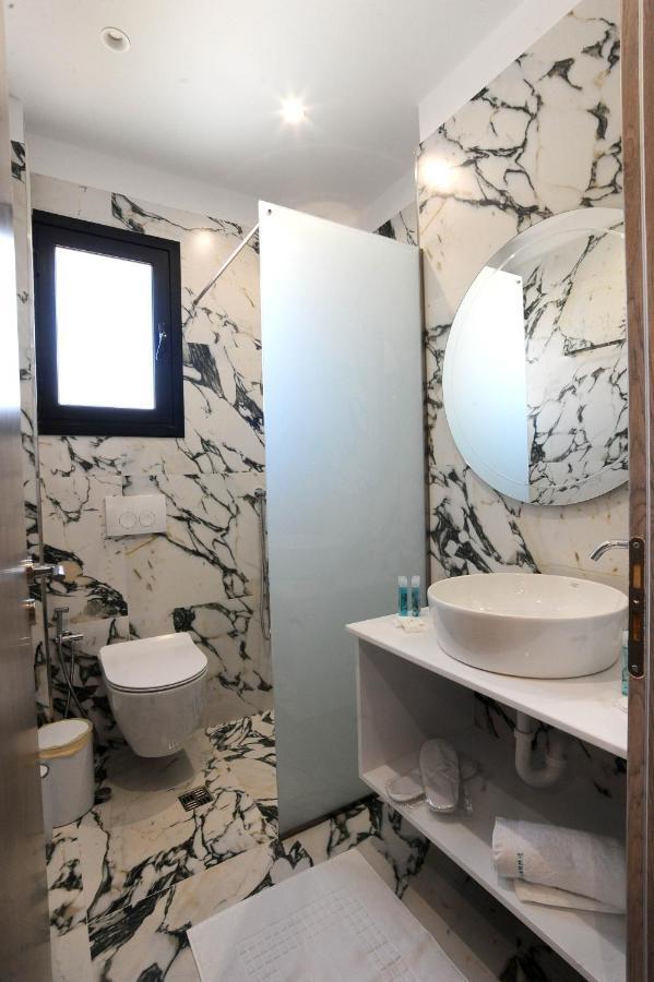 Afrodite Suites Sarandë 외부 사진