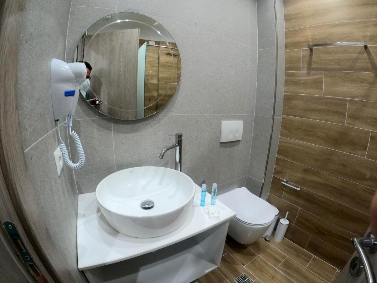 Afrodite Suites Sarandë 외부 사진
