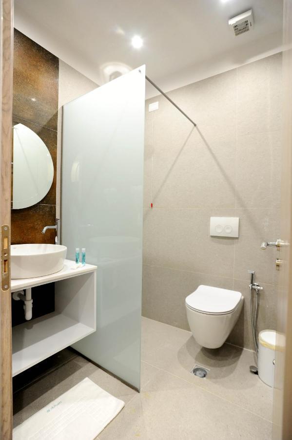 Afrodite Suites Sarandë 외부 사진