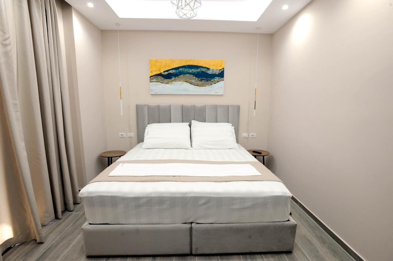 Afrodite Suites Sarandë 외부 사진