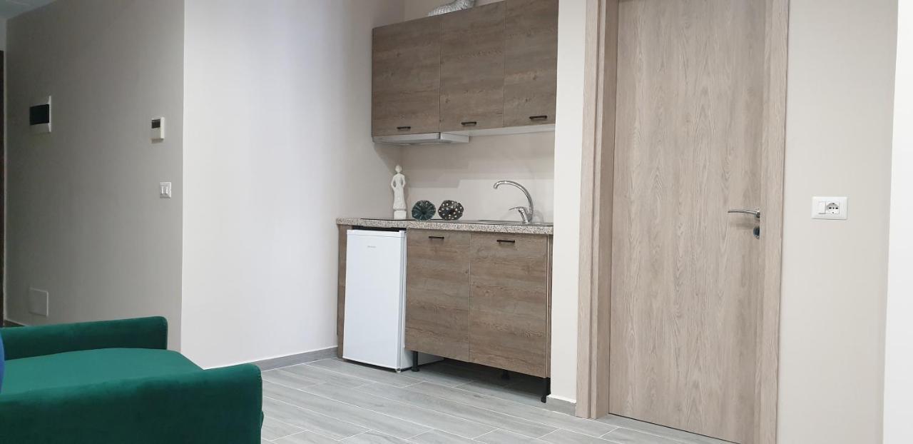 Afrodite Suites Sarandë 외부 사진